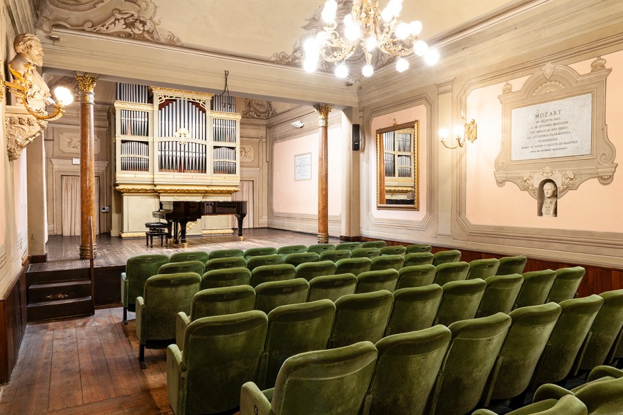 Sala Mozart dell'Accademia Filarmonica di Bologna