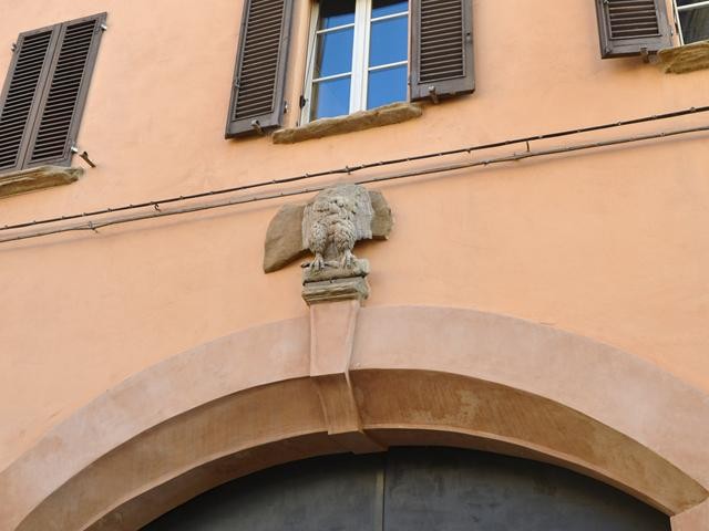 Ex convento di San Giovanni in Monte - porta carraia - particolare