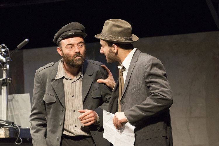 copertina di Nessuno alla frontiera 