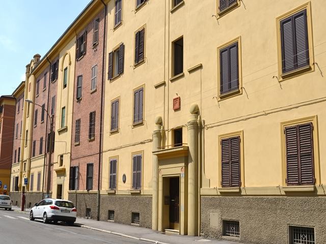 Case per ferrovieri - A. Mazzoni - via Jacopo della Quercia - via Serlio (BO)
