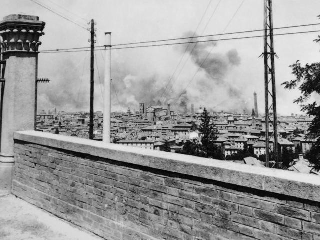 Bombardamento su Bologna - 25 settembre 1943 - Fonte: Museo della Resistenza - Istituto Parri (BO)
