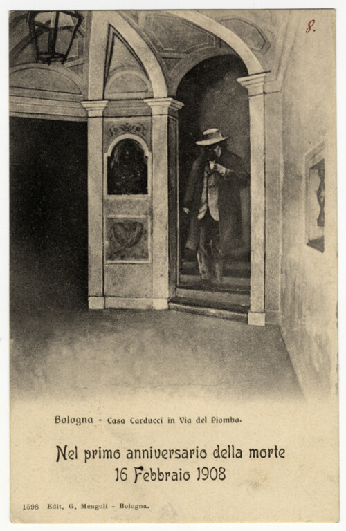 image of Giosue Carducci a figura intera