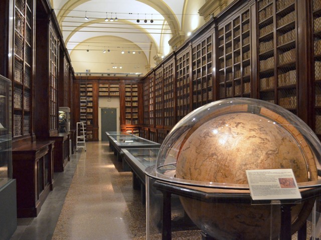 Biblioteca Universitaria - Aula IV
