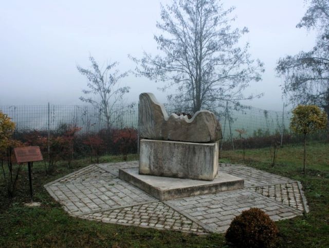 Monumento ai martiri del Panaro