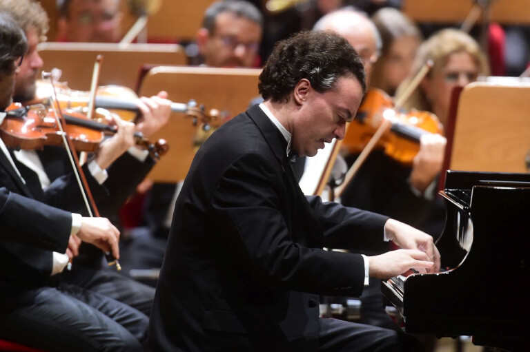 copertina di Doppio appuntamento con Evgeny Kissin