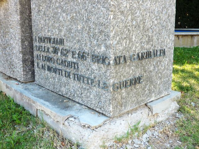 Monumento ai partigiani caduti