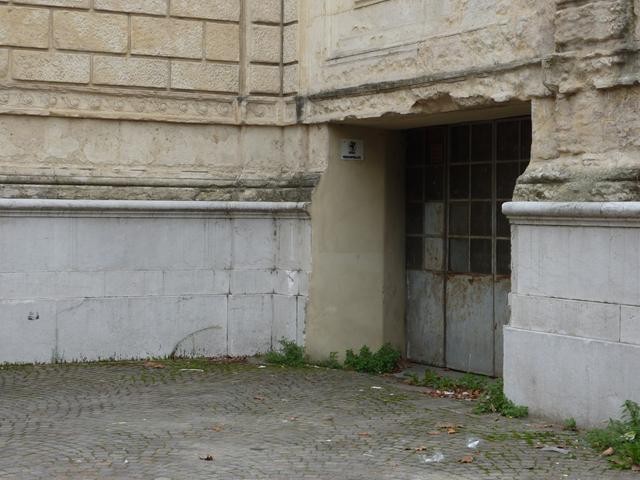 Ex rifugio antiaereo della Montagnola - ingresso lato Autocorriere