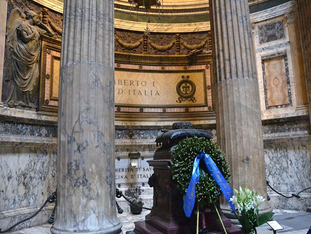 Tombe di Umberto I e Margherita di Savoia