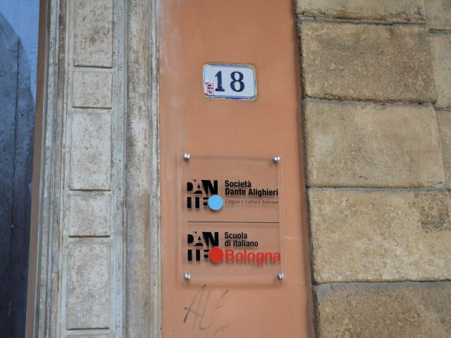 Società Dante Alighieri