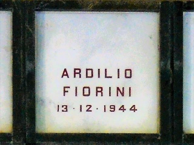 Tomba di Ardilio Fiorini nel Monumento Ossario ai Caduti Partigiani della Certosa (BO)