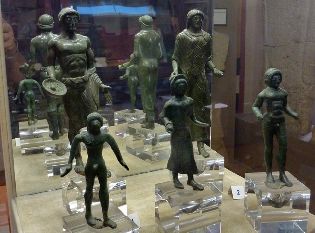 Statuette etrusche 