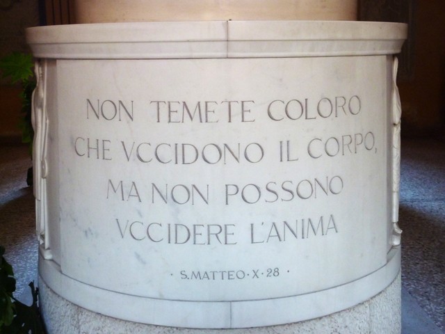 Iscrizione sulla tomba dell'ing. Edoardo Weber - Cimitero della Certosa (BO)
