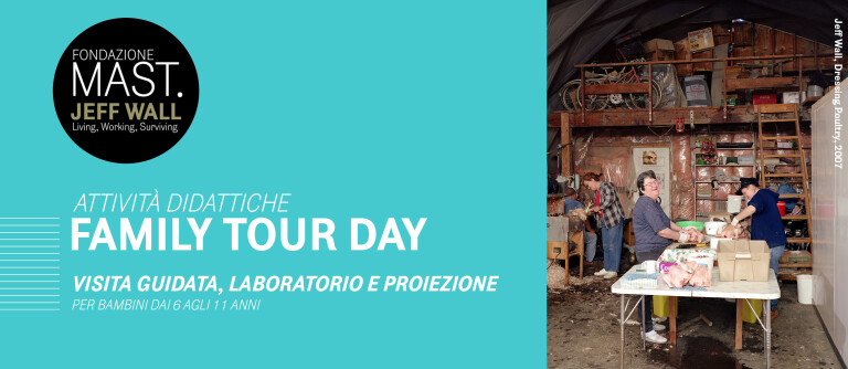 immagine di Family Tour Day. Living, Working Surviving di Jeff Wall