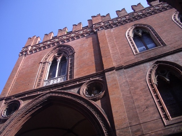 Palazzo della Mercanzia (BO) 