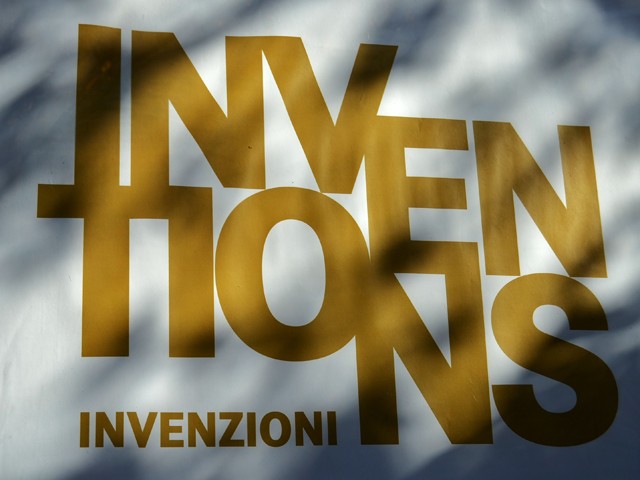 Cartellone pubblicitario della mostra "Inventions" - Fondazione MAST (BO) - 2020-2021 - particolare