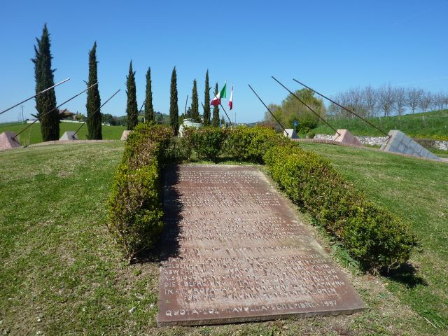 Monumento ai Caduti Canadesi a Quota 204