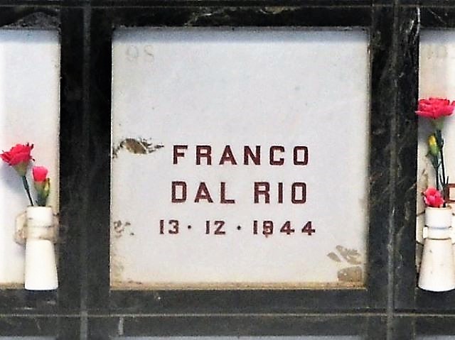 Tomba di Franco Dal Rio nel Monumento Ossario ai Caduti Partigiani della Certosa (BO)