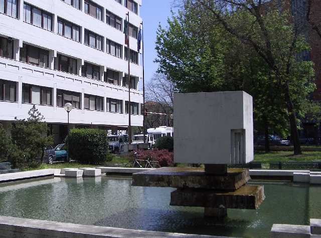 Fontana dell'ex palazzo della Regione