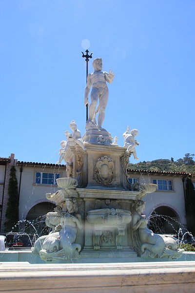 Neptune Fountain at Malaga Cove Plaza 