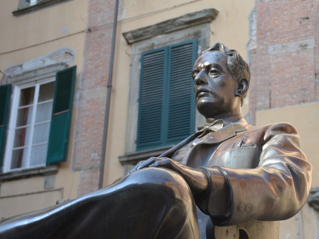 Monumento a Puccini 