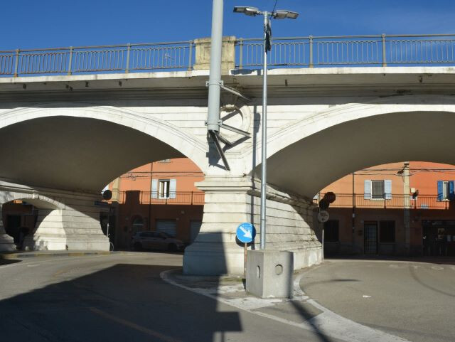 Cavalcavia ferroviario