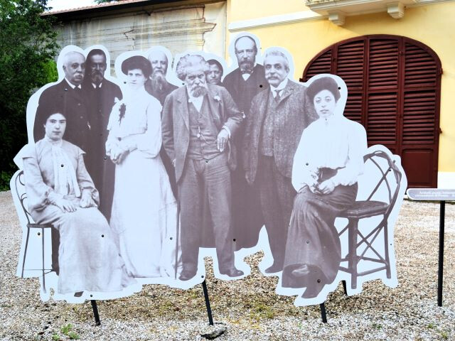 Carducci con amici a Villa Silvia