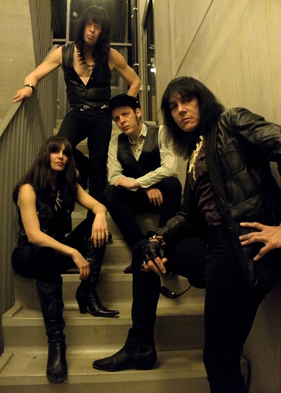 Copia di fuzztones.jpg