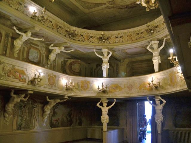 Il teatrino di Villa Aldrovandi Mazzacorati (BO) 