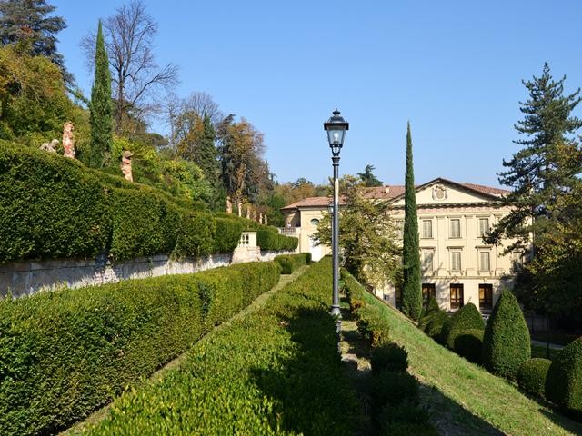 Villa Spada - via di Casaglia (BO)