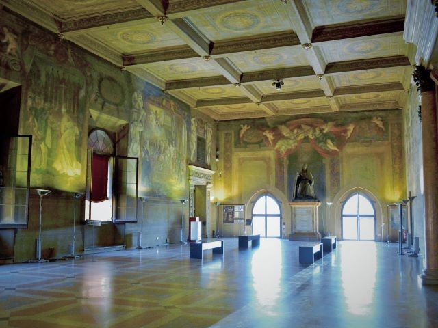 Sala Farnese