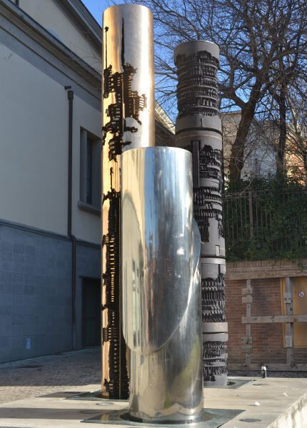 I totem di A. Pomodoro