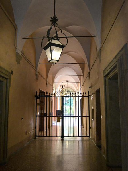 Palazzo Agucchi - atrio d'ingresso