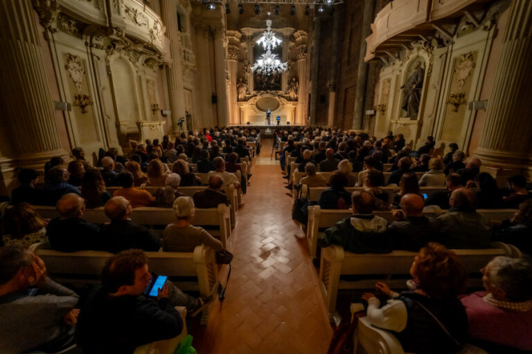 copertina di I Dialoghi di Pandora Rivista - Festival del Presente
