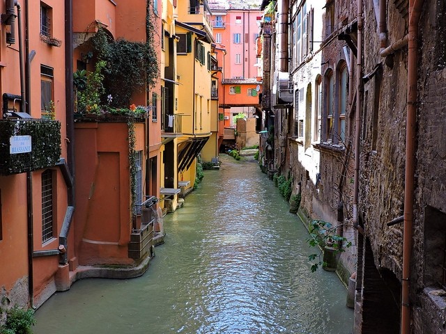 Canale di Reno, Bologna
