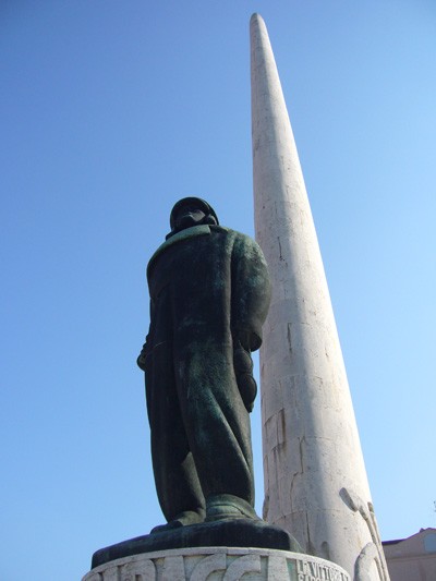 Monumento a Francesco Baracca 