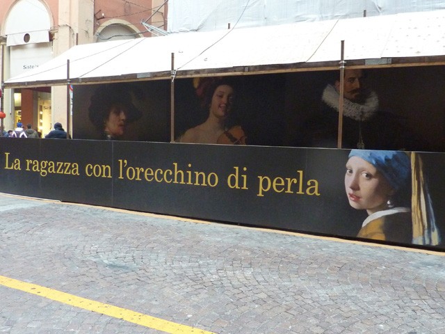 Mostra "La ragazza con l'orecchino di perla" - Palazzo Fava (BO) - 2014 - Passerella su via Indipendenza