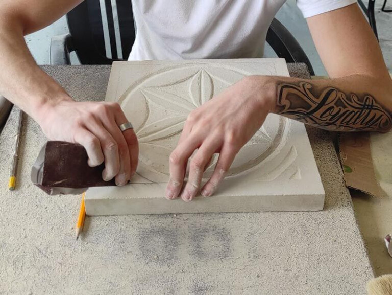 copertina di La Bottega degli Scalpellini ha una nuova sede