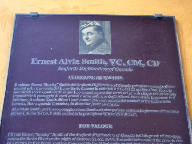 Citazione al valore per il soldato canadese E.A. Smith 
