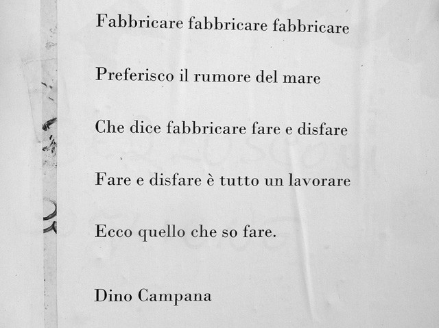 Poesia di Dino Campana sui muri di Bologna