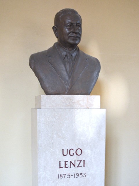Busto di Ugo Lenzi 