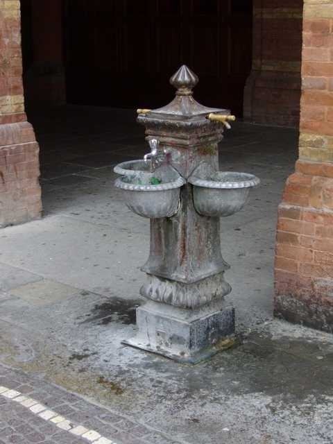 La fontanina dell'Oratorio