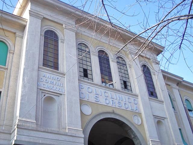 Padiglione d'ingresso dell'ospedale S. Orsola in via Massarenti - data sull'edificio 1933