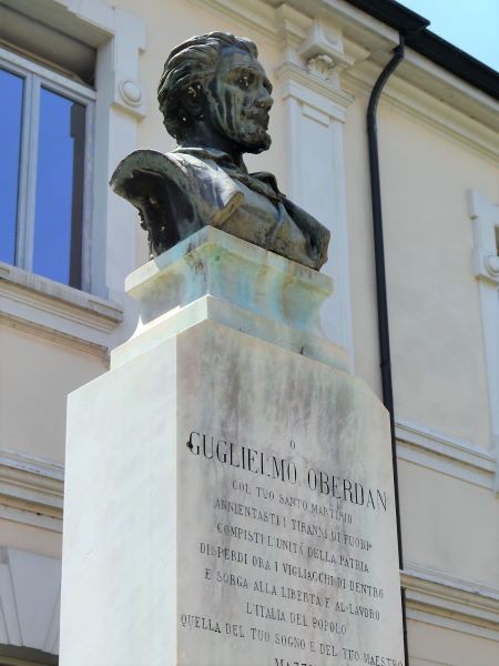 Monumento a Guglielmo Oberdan