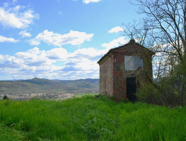Oratorio nei pressi dell'Eremo di Tizzano