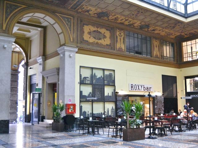 Galleria del Leone - Palazzo del Commercio - via Rizzoli (BO)