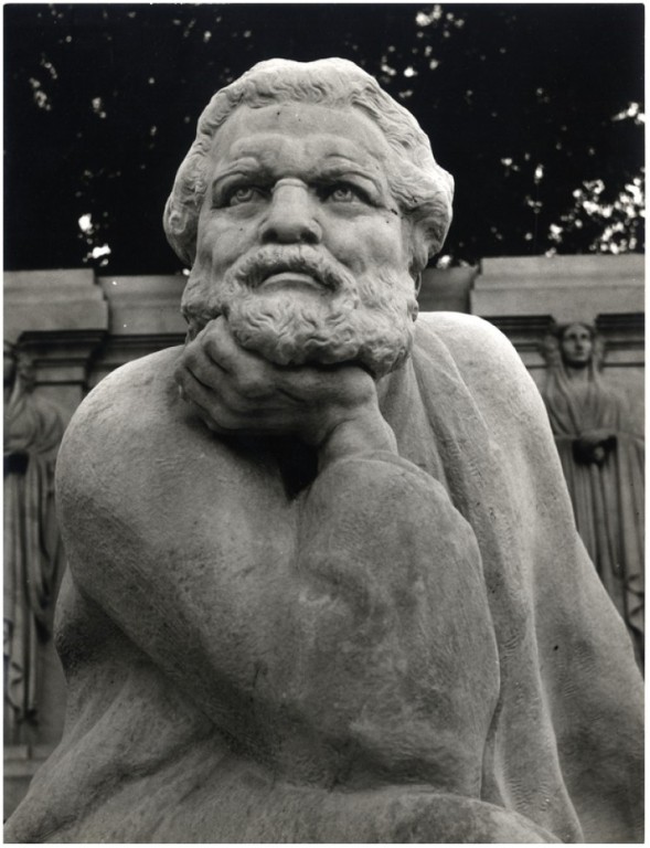 copertina di Busto del Poeta (Bologna, Publifoto)