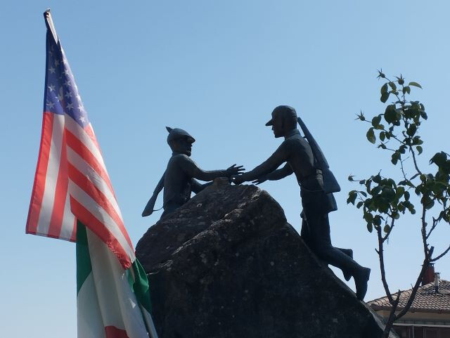 Monumento "Alpini per la Pace"