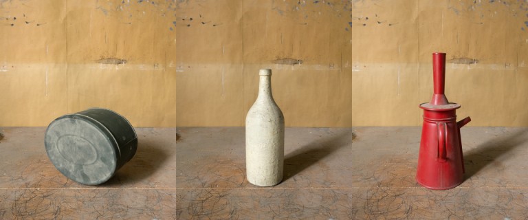 Joel Meyerowitz. Morandi's Objects. Flag, 2015