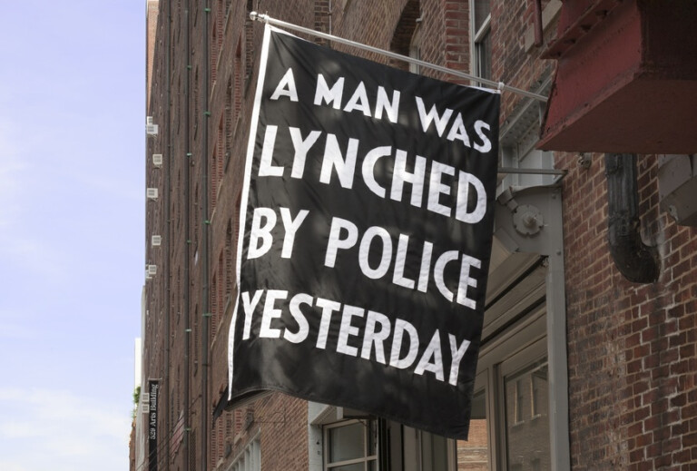 copertina di DREAD SCOTT. A Man Was Lynched by Police Yesterday