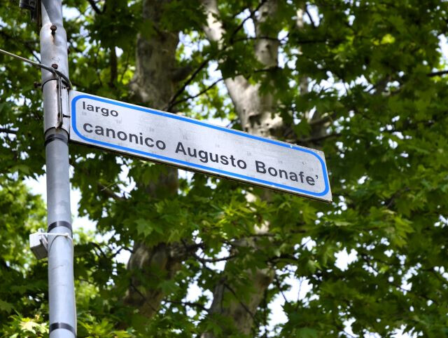 Largo canonico Augusto Bonafè